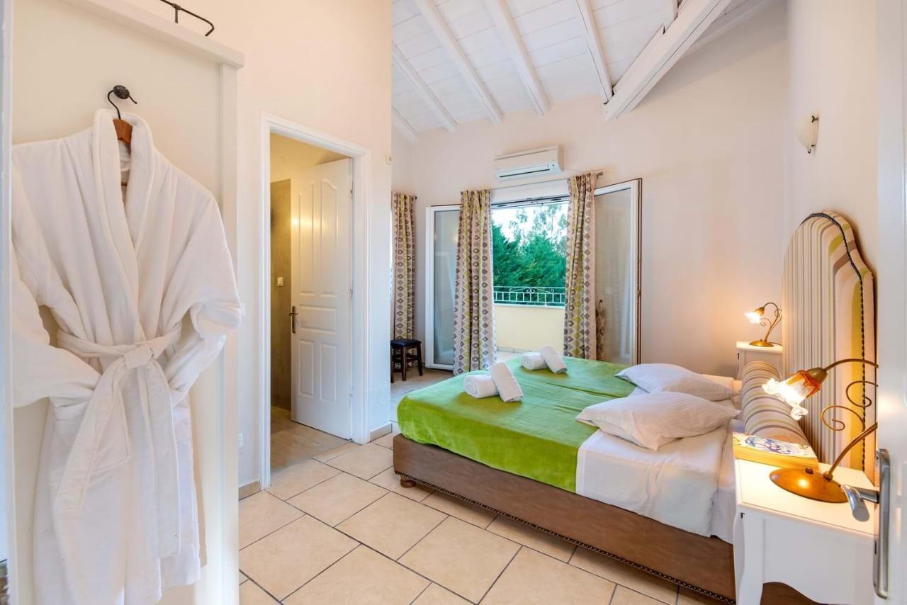 Beach House Apraos Kalamaki Corfu *